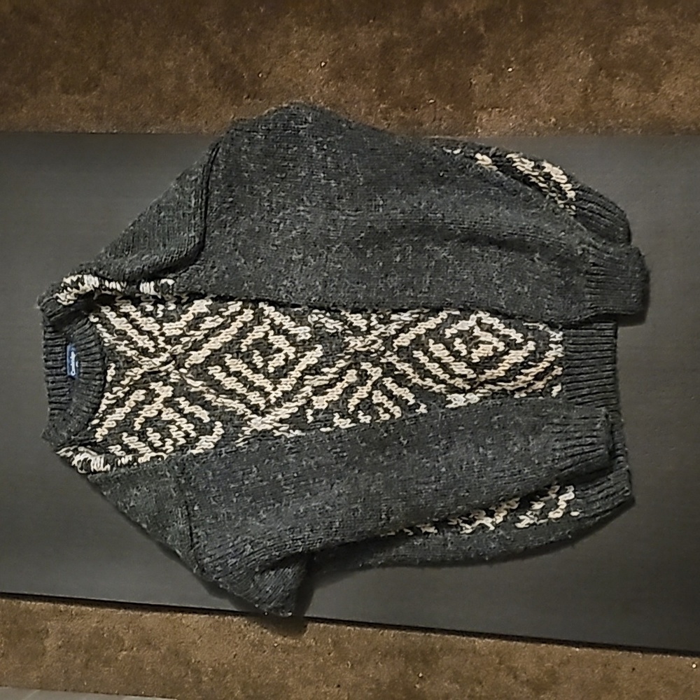 Men's Large vintage sweater.